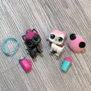 LOL surprise pets cats kitty with accessories. Excellent condition.